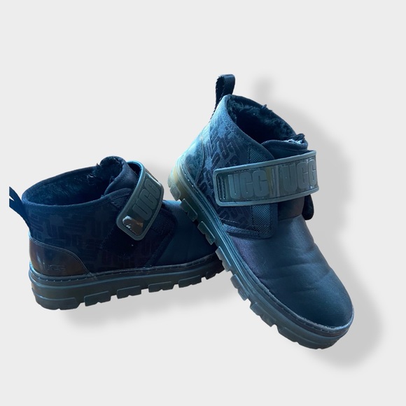 UGG Shoes - UGG NEUMEL GRAPHIC MONOGRAM - black - 7